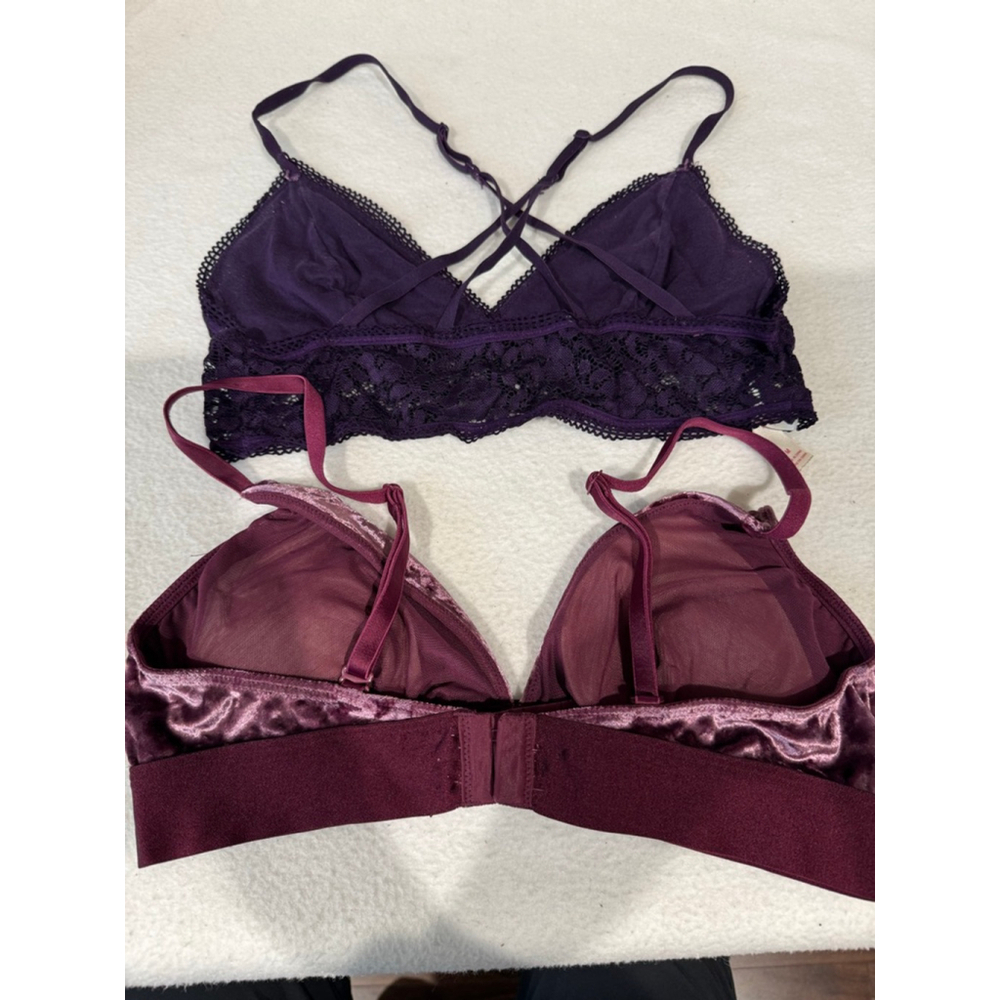 Women's lot of 2 purple bras bralettes. Xhilaration lace & unbranded velour M